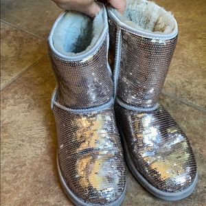 EUC UGG Silver Classic Short Cosmic Sequin Boot